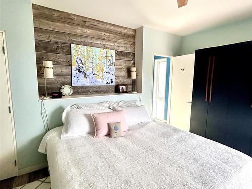 19 Beach Road, Inverness, NS - Indoor Photo Showing Bedroom