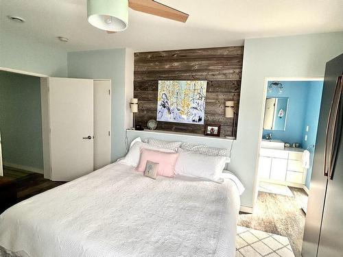 19 Beach Road, Inverness, NS - Indoor Photo Showing Bedroom