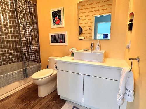 19 Beach Road, Inverness, NS - Indoor Photo Showing Bathroom