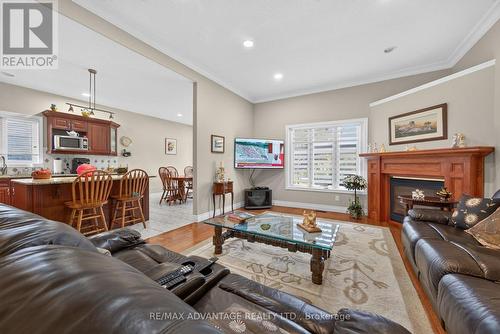 8 Willard Crescent, Middlesex Centre (Kilworth), ON - Indoor Photo Showing Living Room With Fireplace