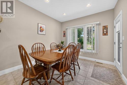 8 Willard Crescent, Middlesex Centre (Kilworth), ON - Indoor Photo Showing Dining Room