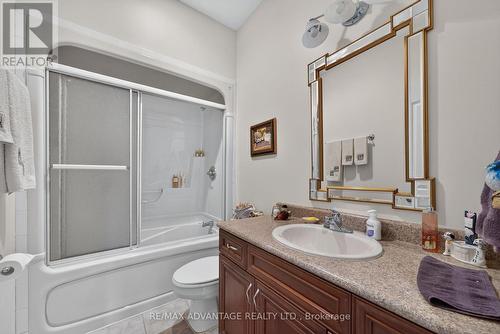 8 Willard Crescent, Middlesex Centre (Kilworth), ON - Indoor Photo Showing Bathroom