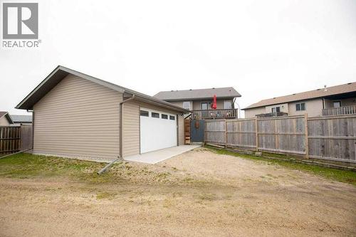 10 Hansen Close, Sylvan Lake, AB - Outdoor With Exterior