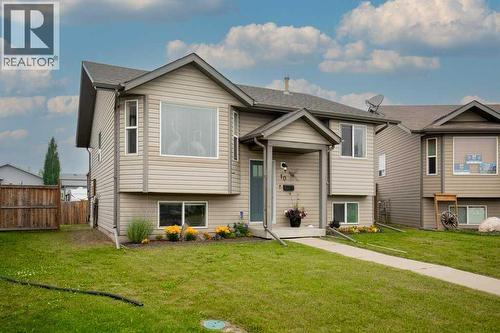 10 Hansen Close, Sylvan Lake, AB - Outdoor With Facade