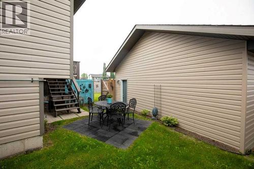 10 Hansen Close, Sylvan Lake, AB - Outdoor With Exterior