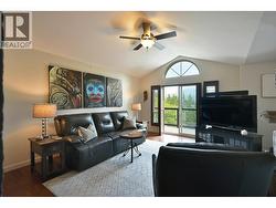 5866D TURNSTONE CRESCENT  Sechelt, BC V7Z 0L9