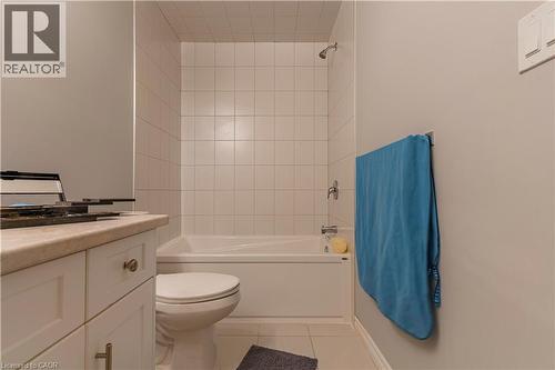 188 Wheat Lane E, Kitchener, ON - Indoor Photo Showing Bathroom