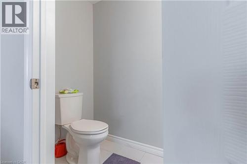 188 Wheat Lane E, Kitchener, ON - Indoor Photo Showing Bathroom