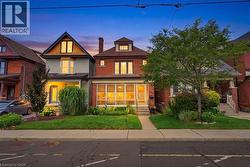 394 CHARLTON Avenue W  Hamilton, ON L8P 2E7