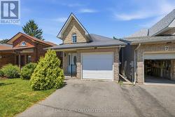 5 JOHN HARVEY STREET  Uxbridge, ON L9P 1C3
