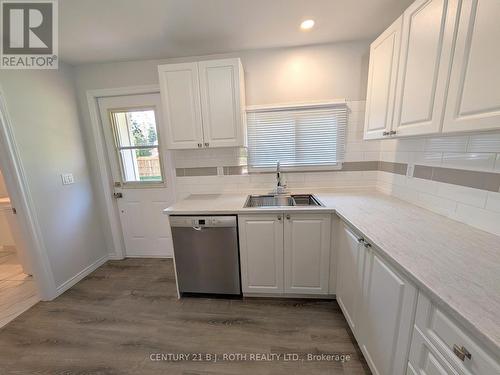 809 9Th Line, Innisfil, ON - Indoor Photo Showing Kitchen