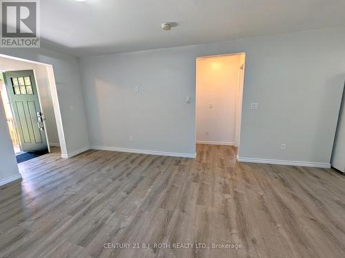 809 9Th Line, Innisfil, ON - Indoor Photo Showing Other Room