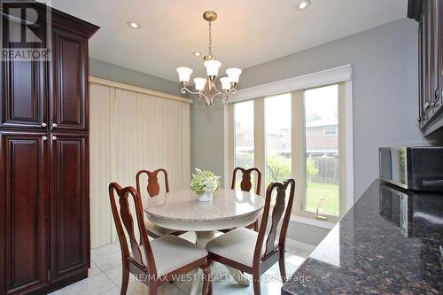 540 Louis Drive, Mississauga, ON - Indoor Photo Showing Dining Room