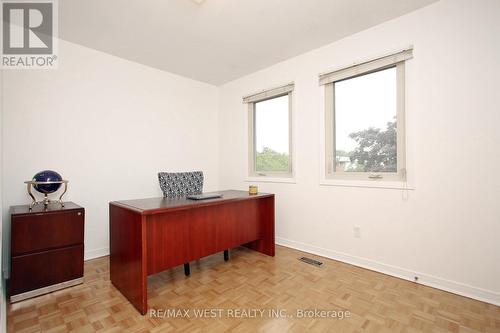 540 Louis Drive, Mississauga, ON - Indoor Photo Showing Office