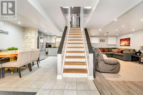 3287 Michaud Avenue, Mississauga, ON - Indoor