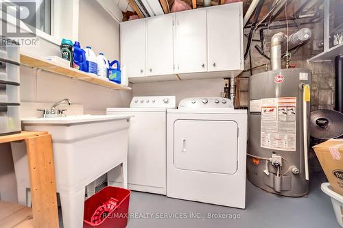 3287 Michaud Avenue, Mississauga, ON - Indoor Photo Showing Laundry Room