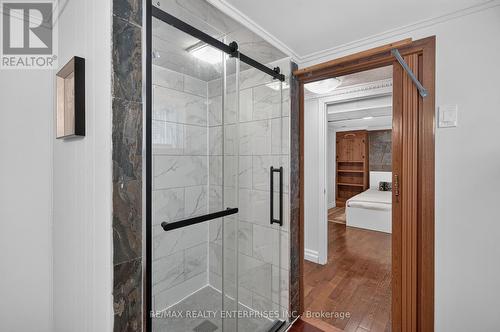 1282 Daimler Road, Mississauga, ON - Indoor Photo Showing Bathroom