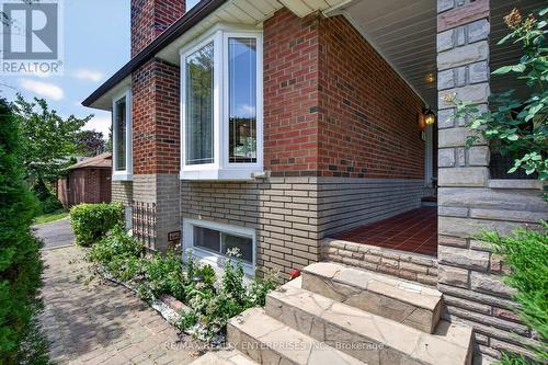 1282 Daimler Road, Mississauga, ON - Outdoor