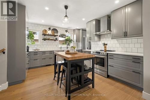 64 Westbury Crescent, Cambridge, ON - Indoor Photo Showing Kitchen With Upgraded Kitchen
