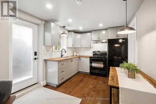64 Westbury Crescent, Cambridge, ON - Indoor Photo Showing Kitchen