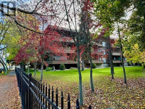 539 Sutherland Avenue Unit# 106  Kelowna, BC V1Y 5X3
