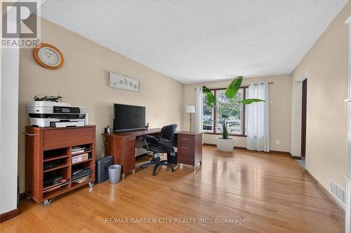 43 Bonaparte Way, Hamilton, ON - Indoor