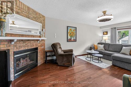 43 Bonaparte Way, Hamilton, ON - Indoor Photo Showing Living Room With Fireplace