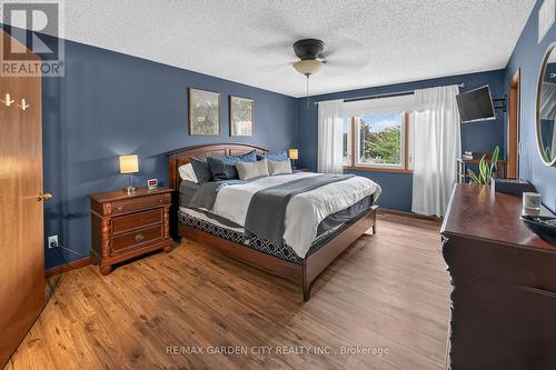 43 Bonaparte Way, Hamilton, ON - Indoor Photo Showing Bedroom