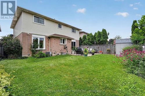 43 Bonaparte Way, Hamilton, ON - Outdoor