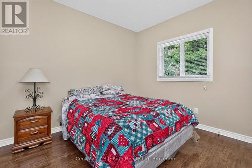 11 Rue Karola Road, Tiny, ON - Indoor Photo Showing Bedroom