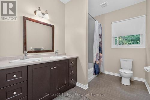 11 Rue Karola Road, Tiny, ON - Indoor Photo Showing Bathroom