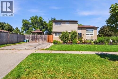 3 PRIDEAUX Street  Stoney Creek, ON L8J 1C9