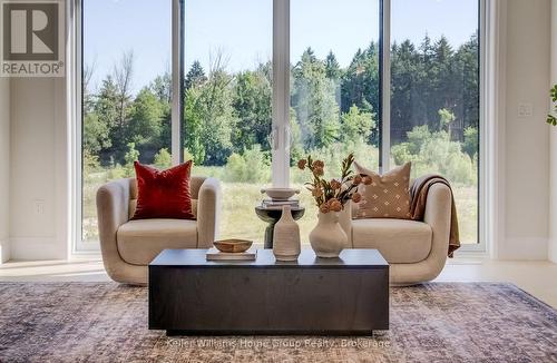31 NICHOLAS WAY  Guelph (Victoria North), ON N1E 0T1