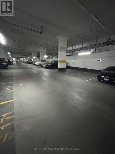 15 Fort York Boulevard, Toronto, ON 
