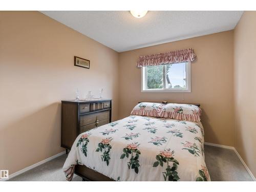 2 Dunvegan Ct, St. Albert, AB 
