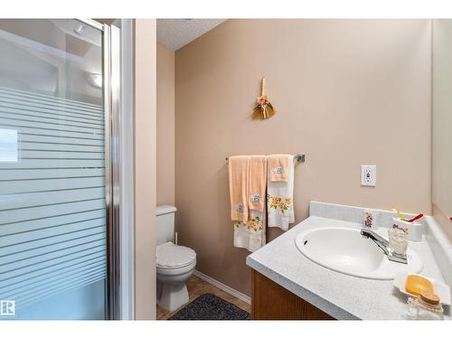 2 Dunvegan Ct, St. Albert, AB 