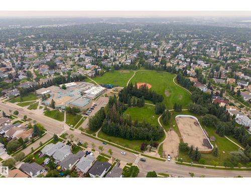 2 Dunvegan Ct, St. Albert, AB 