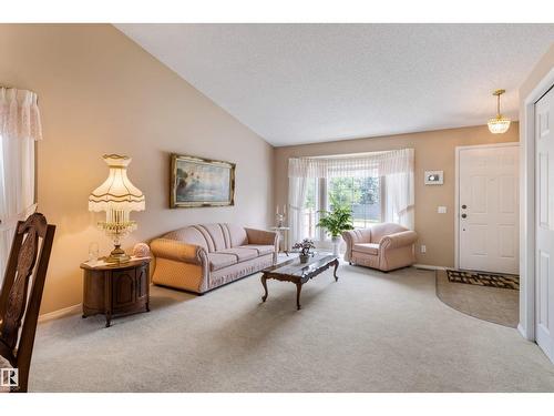 2 Dunvegan Ct, St. Albert, AB 