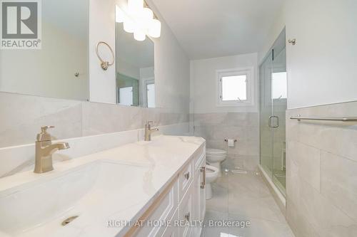 2 Lapworth Crescent, Toronto, ON - Indoor Photo Showing Bathroom