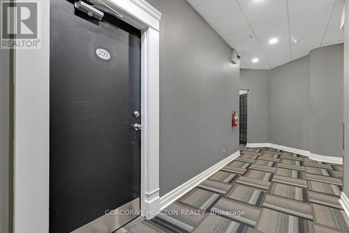 209 - 276 KING STREET W , Kitchener, Ontario N2G 1B6 5