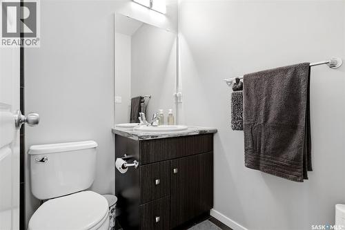 5740 Glide Crescent, Regina, SK - Indoor Photo Showing Bathroom