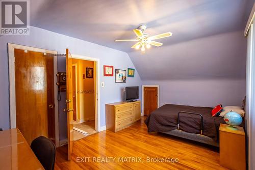 552 Dunbrack Street, Ottawa, ON - Indoor