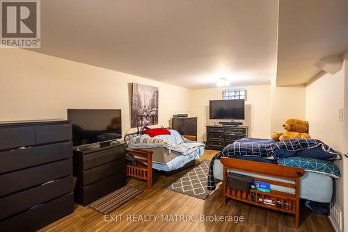 552 Dunbrack Street, Ottawa, ON - Indoor