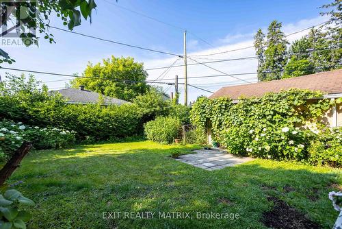 552 Dunbrack Street, Ottawa, ON - Outdoor