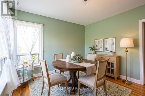 Digitally Staged - 552 Dunbrack Street, Ottawa, ON - Indoor Photo Showing Dining Room