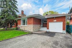 874 RIDDELL AVENUE N  Ottawa, ON K2A 2V9