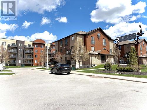 109 - 720 YONGE STREET  Barrie, ON L9J 0G9
