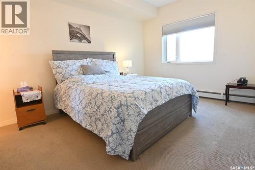 106 110 Armistice Way, Saskatoon, SK - Indoor Photo Showing Bedroom