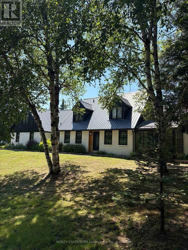 1 SPRINGDALE DRIVE  North Bay (Airport), ON P1B 8G2