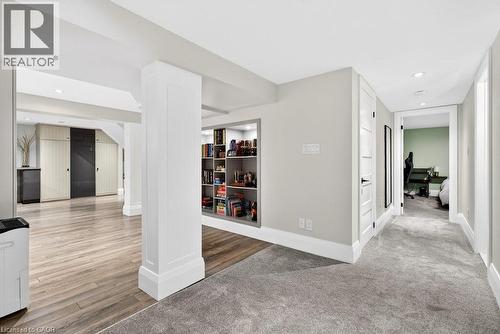 2079 Gary Crescent, Burlington, ON - Indoor Photo Showing Other Room